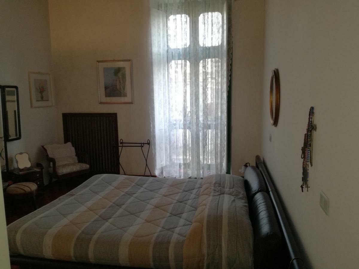 살레르노 In Via Roma B&B 외부 사진